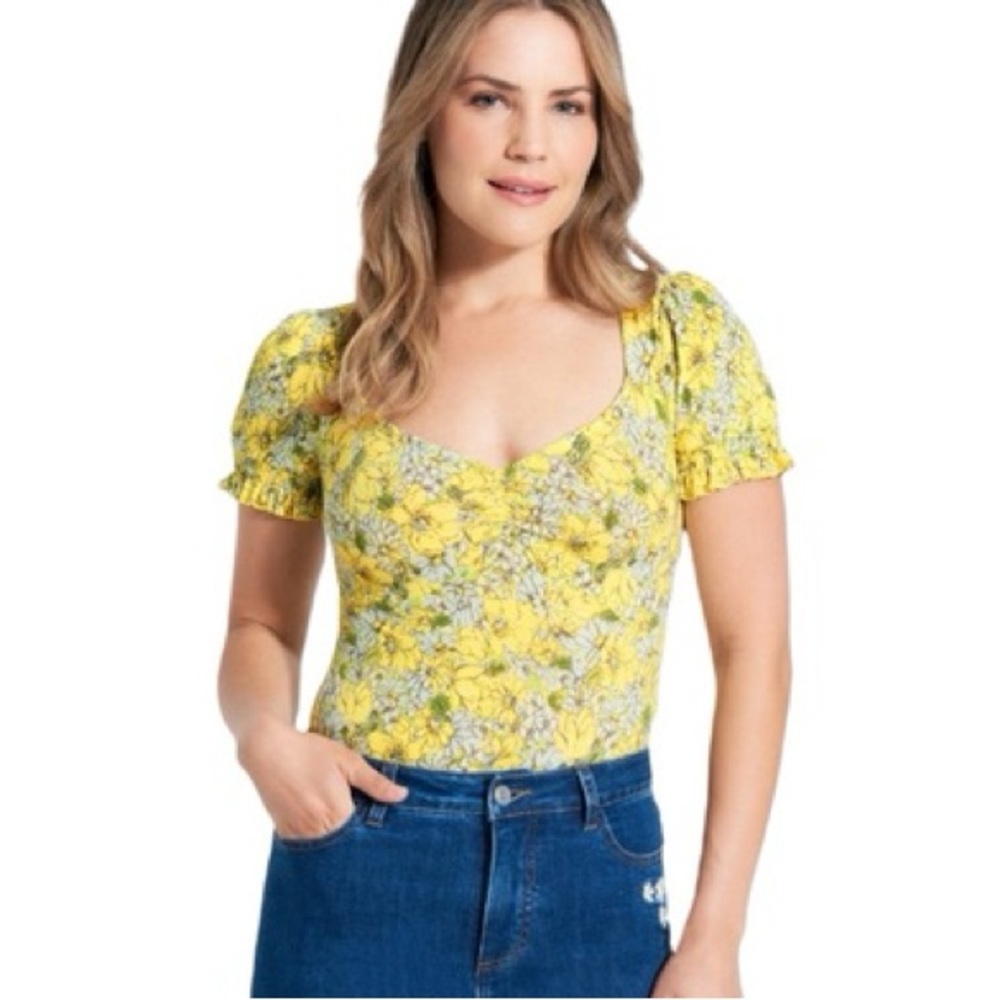 Modcloth "Such a Sweatheart" Floral Puff Sleeve Bodysuit